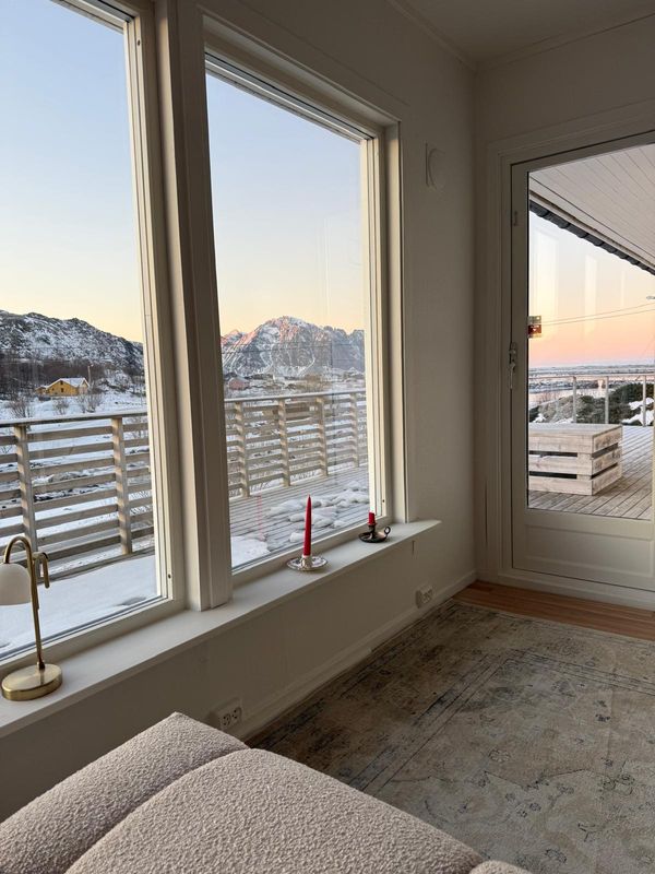 ✨ 2 chambres aux Lofoten (4 pers.) – vue mer & montagne, chez l’habitant