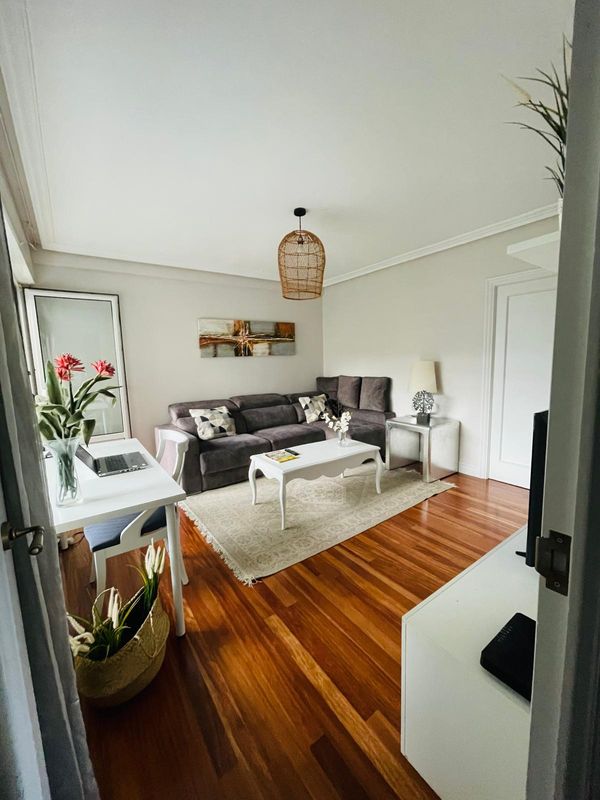 Precioso apartamento para disfrutar de tus vacaciones junto al mar y  junto al Restaurant Argiñano.