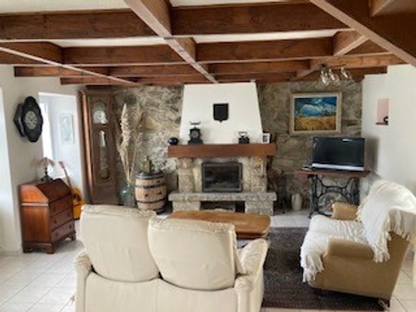 DOMINIQUE et MARIE HELENEs hus