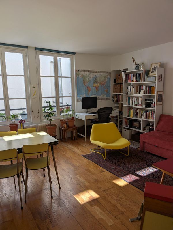 Deux pièces chaleureux et calme, au coeur de Paris, à deux pas de l'Opéra Garnier.