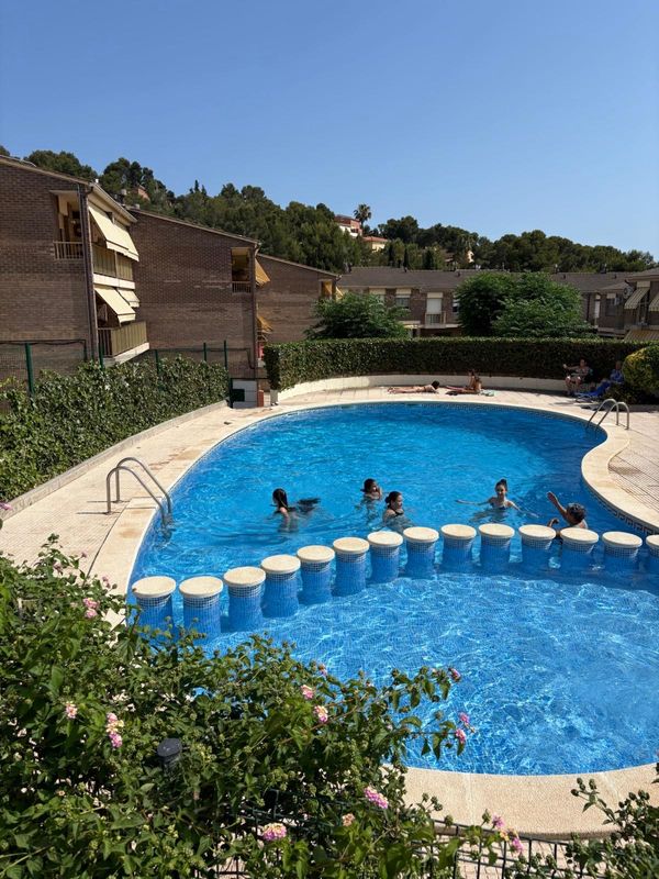 Casa pareada a cinco minutos de una bonita playa en la costa dorada.