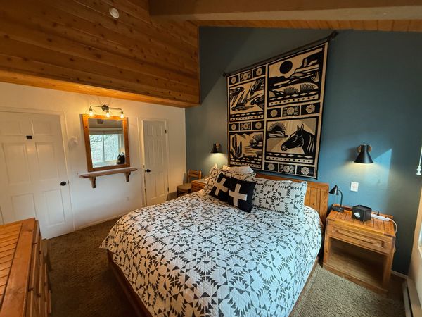 MAMMOTH CREEK CONDO #26 FOUR SEASON FUN.  EPIC VIEWS/CREEK/BIKE PATH/HIKING/SKI/GOLF/FISH