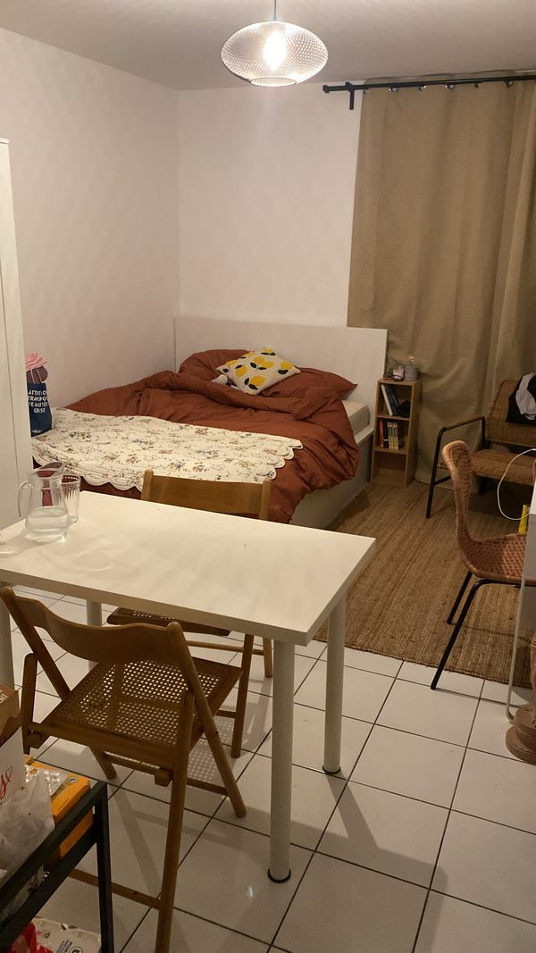 MARGAUX's house  Studio bien aménagé et tout équipé au cœur de Montpellier, sur les rives du Lez