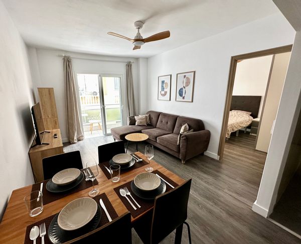 Beachside 2BR Apartment in Playa San Juan