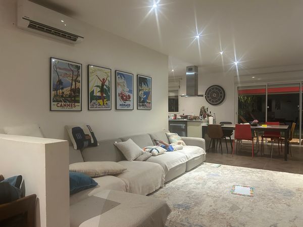 Dounias hus