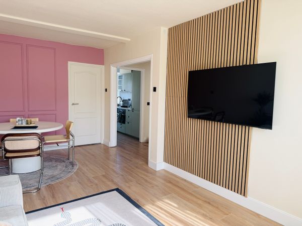 Charming 2-Bedroom Home in Amsterdam/Weesp — Free Parking, 15 Min to City Center, Calm Neighbourhood