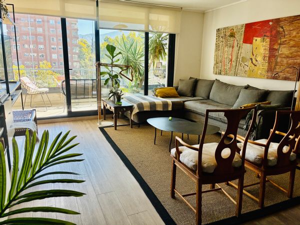 Casa de Cristian y Paula Lindo departamento de dos dormitorios y dos baños , nuevo.