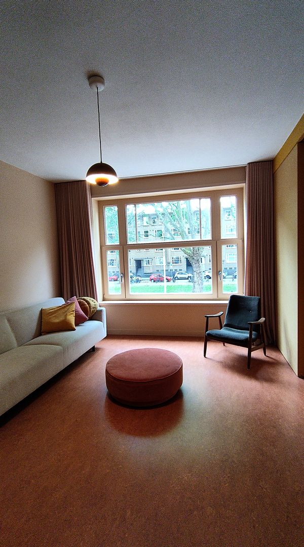 Rustige thuisbasis in levendige stadswijk Amsterdam West.