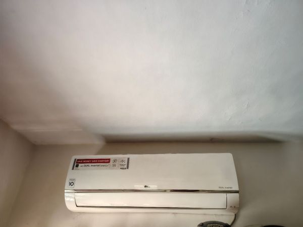 Haux private room