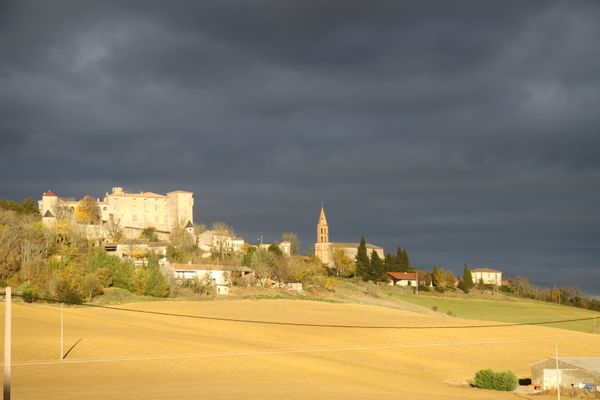 Charmante maison dans le lauragais avec vue exceptionnelle