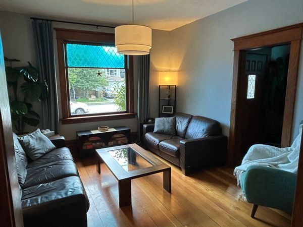 3 bedroom 2 bath, private backyard and hot tub in the heart of Vancouver