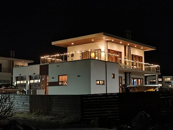 Bjarki and Helenaina kuća