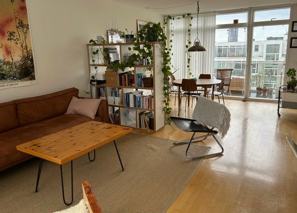 Bright penthouse in the center of Copenhagen. Just a two-minute walk to the canal and great food.