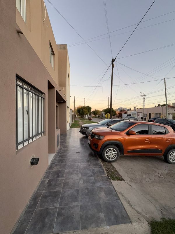 Bienvenidos a nuestro cálido alojamiento ,sencillo con todo lo necesario para venir a disfrutar!