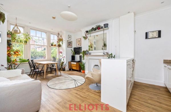 Mansion apartment in vibrant Brighton.