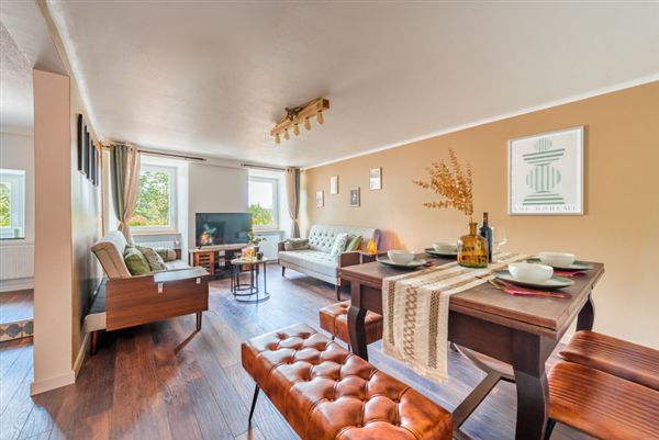 Parenthèse hors du temps au cœur de La Petite-Pierre – maison historique & nature