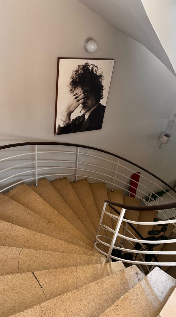 Cris's house