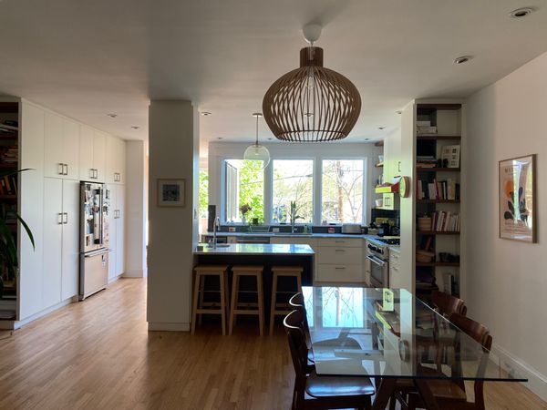 A D.C. historical townhouse in the wonderful family-friendly neighborhood of Mount Pleasant