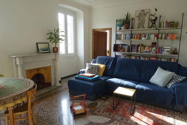 Casa a Genova: città da scoprire e alla portata di mano un bellissimo mare e sentieri da esplorare.