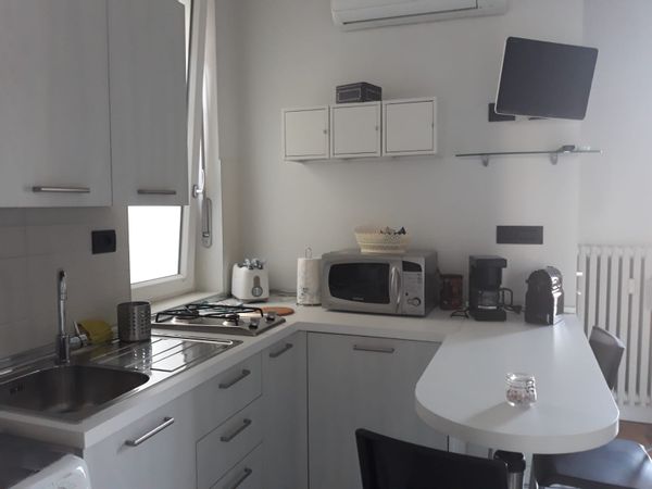 Casa di Linda: grazioso monolocale super attrezzato e molto luminoso, in zona Santa Rita a Torino.