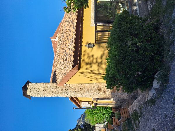 Víctor Manuel's house
