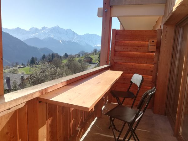 Appartement 2 chambres, au calme , vue exceptionnelle sur le Mont-Blanc,  à 2 pas de Sallanches