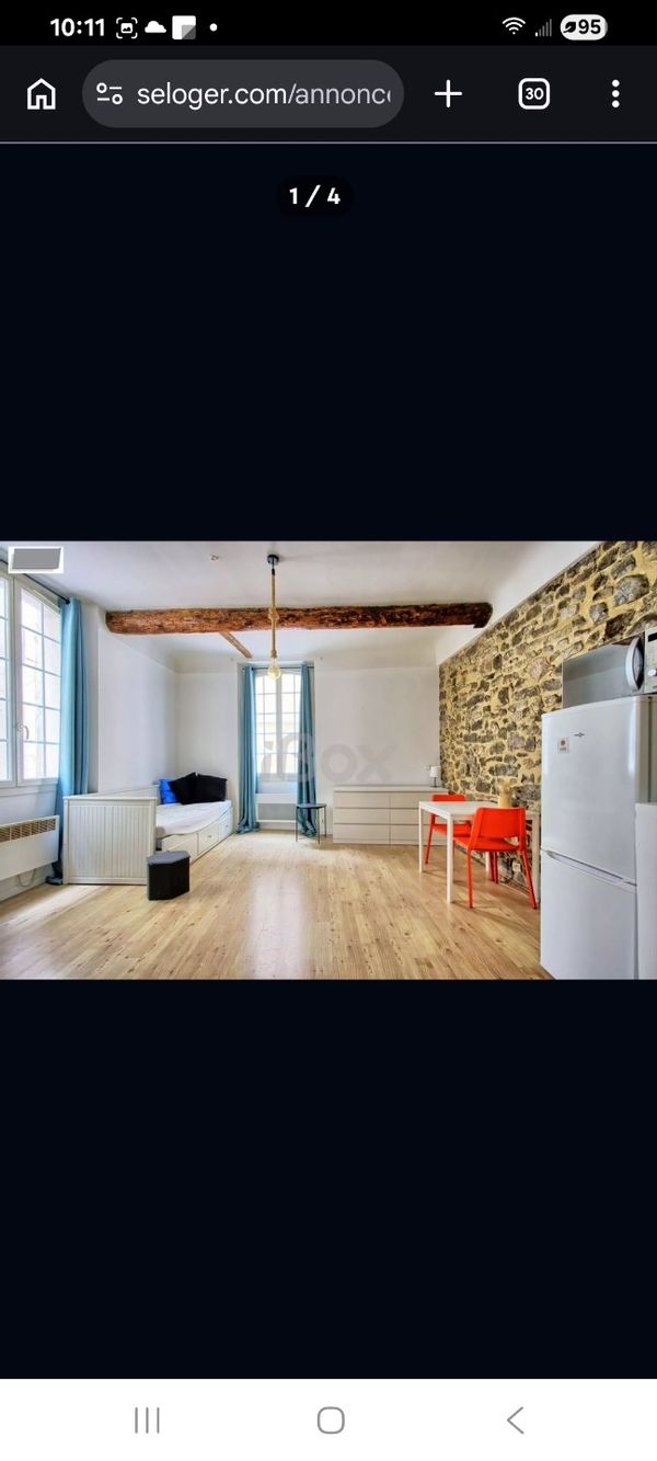 Delphine's house
