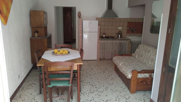 Casetta in un caratteristico vicolo in un antico quartiere di Noto a 2 passi dal centro.
