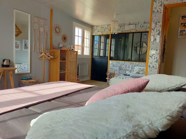 deniss hus