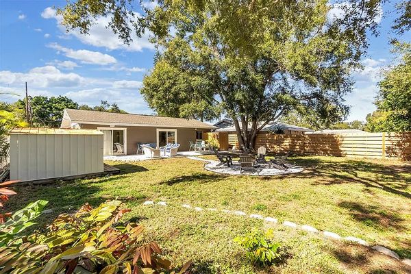 Sarasota Escape Near Siesta Key | Sleeps 6 + Yard