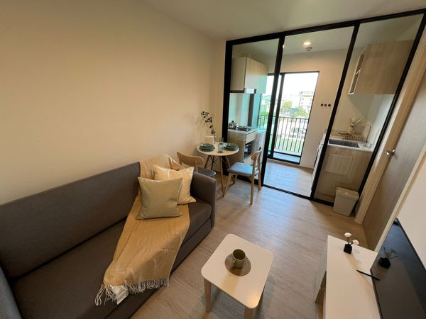 Quite apartment close to RamaIX park and Seacon Square Srinagarindra and Yellow MRT Station