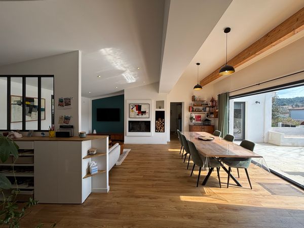 Casa di Theia