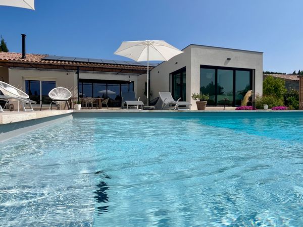 Jordan & Emylies hus