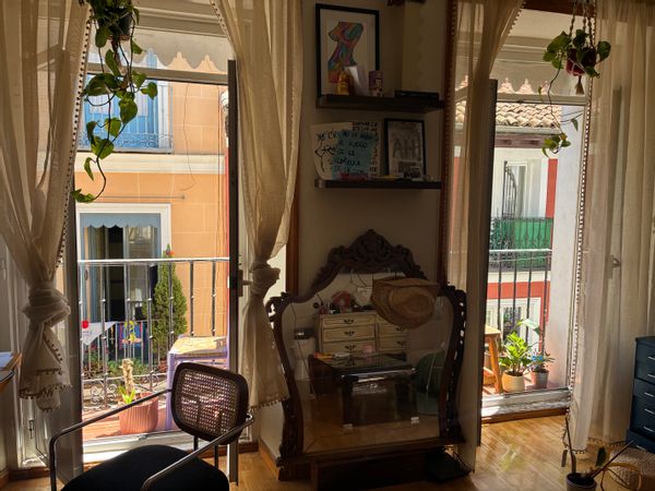 Habitación privada en el hermoso barrio de Malasaña.
