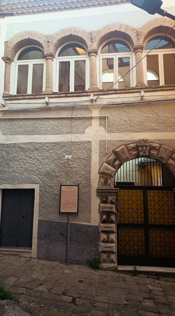 Annaritas hus