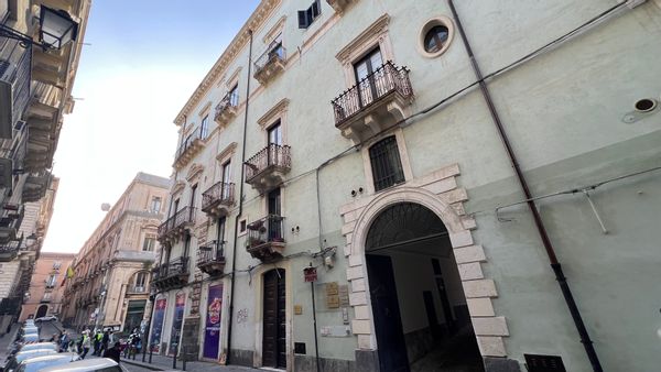 lorenzo's house