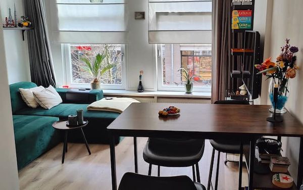 Comfortable bed in modern and cozy studio close to Vondelpark