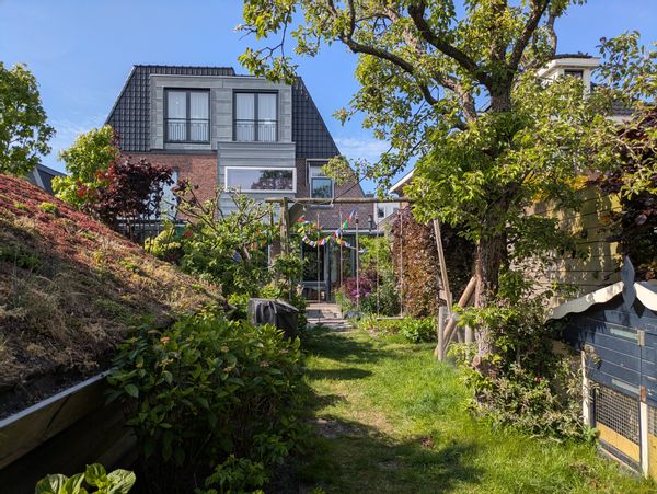 "Family-friendly home with garden in village near beach, Delft, Den Haag and Rotterdam"
