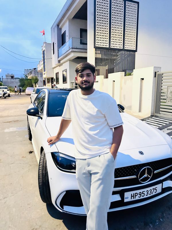 Tanishks hus