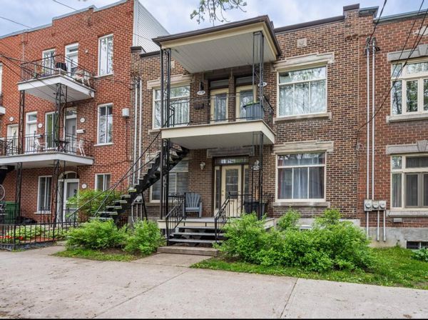 Charming one bedroom condo right next to the Olympic stadium