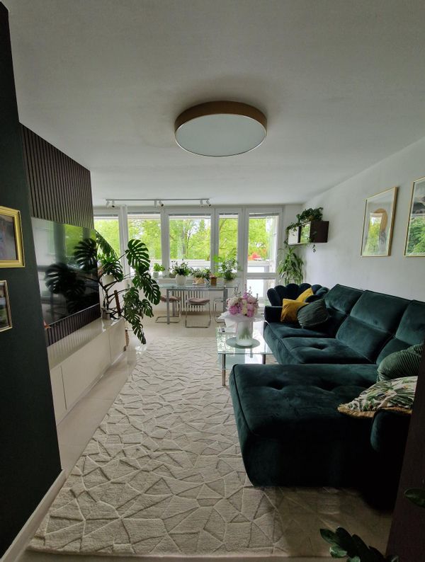 Eliška's sun-filled,chic and very comfy appartment