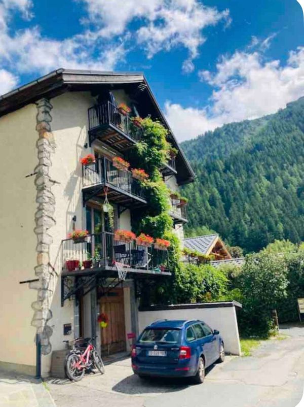 Argentiere Town house