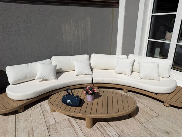 Exklusives Haus mit Pool, Sauna, Kino & Garten in München