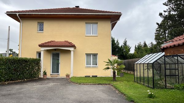 Etienne's house