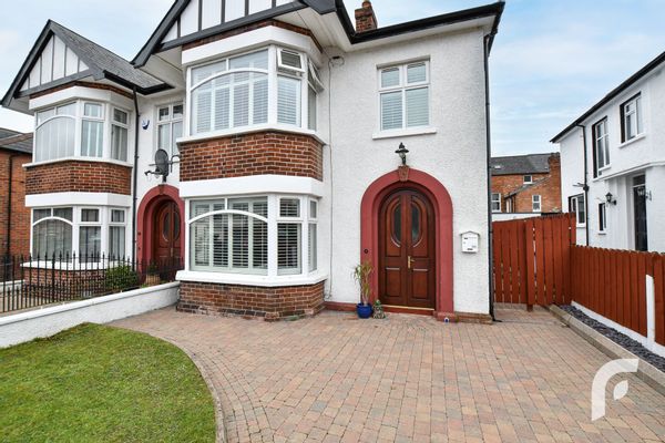 Modern family base at the foot of Cavehill, Belfast. 3 bed, 4 bathroom semi detached home.