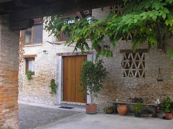 Casa di TEONILLA