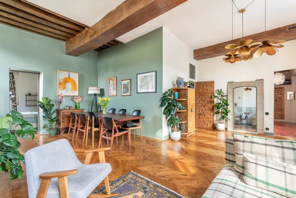 Casa di ADRIENNE