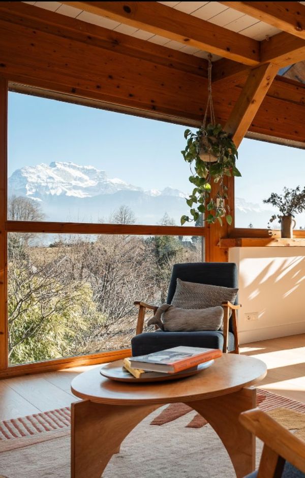 Maison entre lac et montagne avec vue imprenable