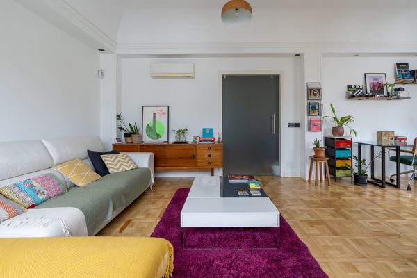 Piso de 3 dormitorios, con amplia cocina, salón y terraza, en pleno centro de Madrid