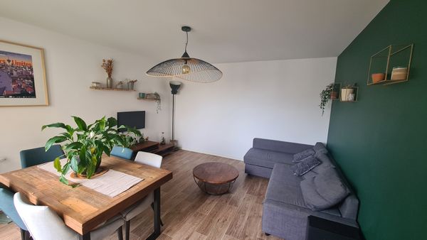 adrien's house